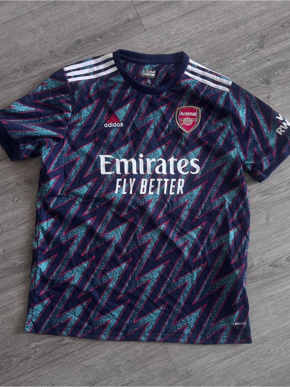 Arsenal x adidas Navy Teal Graphic Jersey - Emirates Fly Betteru